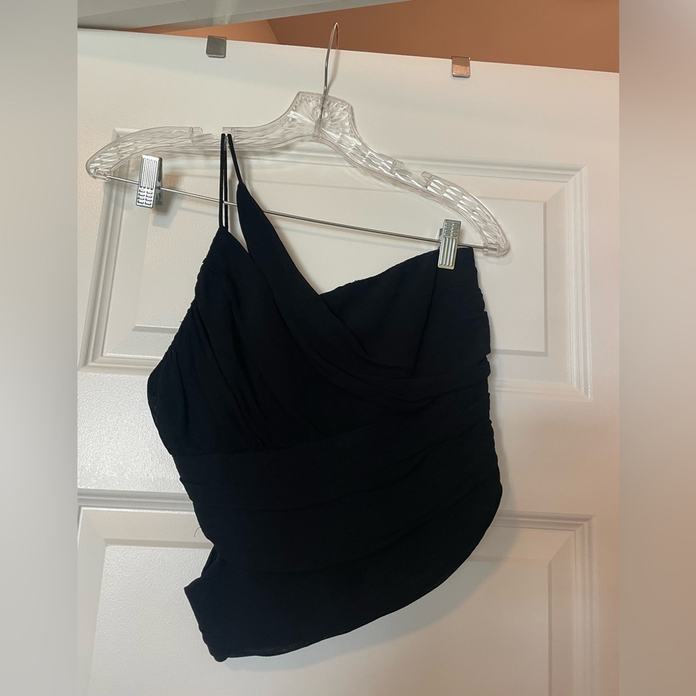 Elegant Black One-Shoulder Top